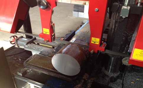 石排镇卧式带锯床加工时出现明显振荡如何排查？